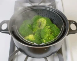 Genius World´s Greatest Pot | Topf Mit Siebeinsatz Ø 25 Cm | Set 3-tlg.; A24655 -Küchenzauber Günstiges Geschäft 2edc1006667bba8fbf883bf0fdf96f9f