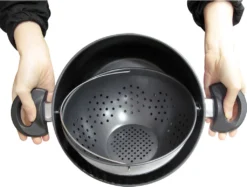 Genius World´s Greatest Pot | Topf Mit Siebeinsatz Ø 25 Cm | Set 3-tlg.; A24655 -Küchenzauber Günstiges Geschäft 55aa3efd0e51fc8c8d851a31ae04f830