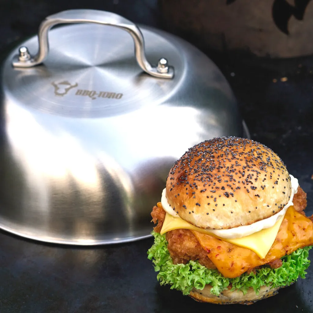 BBQ-Toro Edelstahl Wärmeglocke | Ø 23 Cm | Servierglocke, Glosche, Burgerglocke 2 BBQ-Toro Edelstahl Wärmeglocke | Ø 23 Cm | Servierglocke, Glosche, Burgerglocke – Bild 2
