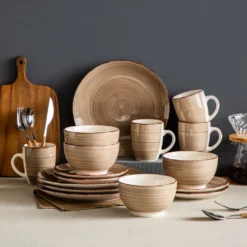 Vancasso Bella Steinzeug Kombiservice, 16 Teilig Geschirrset Für 4 Personen, Mit Je 4 Dessertteller, Speiseteller, Müslischalen, Kaffeebecher, Schokolade -Küchenzauber Günstiges Geschäft b131634be7e9826f5fe31e6f49ce56f3