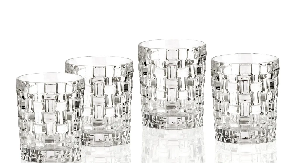 Nachtmann Whiskybecher Bossa Nova 330ml, Klar (4er Pack) 11 Nachtmann Whiskybecher Bossa Nova 330ml, Klar (4er Pack) – Bild 11