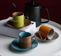 Artvigor, Porzellan Kaffeeservice, Bunt 12 Teilig Kaffee Set, Mit 6 Espressotassen 80 Ml, 6 Untertassen, Mehrfarbig -Küchenzauber Günstiges Geschäft b6a804489696794dc738febca252c013