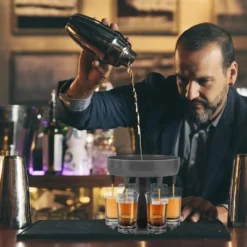 Schnapsglasspender, Schnapsglas-Spender, Shot Glas Dispenser Für Flüssigkeit/Getränke/Cocktail/Bier, Spirituosen Spender Für Cocktail-Party Barparty, Freunde Versammeln Sich -Küchenzauber Günstiges Geschäft bdfa9ae7ca432e82b06ac4c3fe9394c7