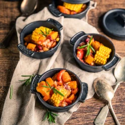 BBQ-Toro 19-teiliges Dutch Oven Set In Holzkiste | Mit Dutch Oven Feuertopf Und Mehr | Preseasoned -Küchenzauber Günstiges Geschäft c1f9df52e4f235c7f621aa6a7826efa2