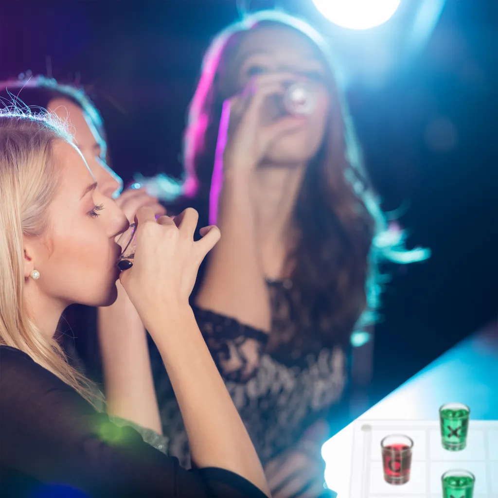 Relaxdays Tic Tac Toe Trinkspiel XL 3 Relaxdays Tic Tac Toe Trinkspiel XL – Bild 3