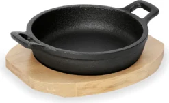 Servierpfanne Mit Holzuntersetzer, Gusseisen Unbeschichtet, 10-18 Cm Ø Wählbar : Servierpfanne Mit Holzuntersetzer, Ø 18 Cm, Variante: Servierpfanne Mit Holzuntersetzer, Ø 18 Cm