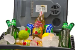 Steinborg Kühlbox 30 Liter | Warmhaltebox | Praktischer Tragegriff | Eco-Modus | 12 V/ 230 V Stromversorgung -Küchenzauber Günstiges Geschäft fa76849aff82ae5c12aca300a47a04b6